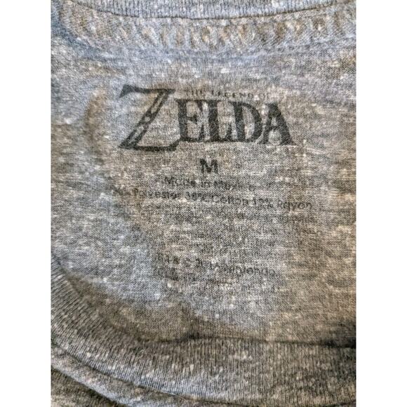 Nintendo Zelda Shield Spray Grey Heather Men's Graphic T-Shirt New - Picture 5 of 5